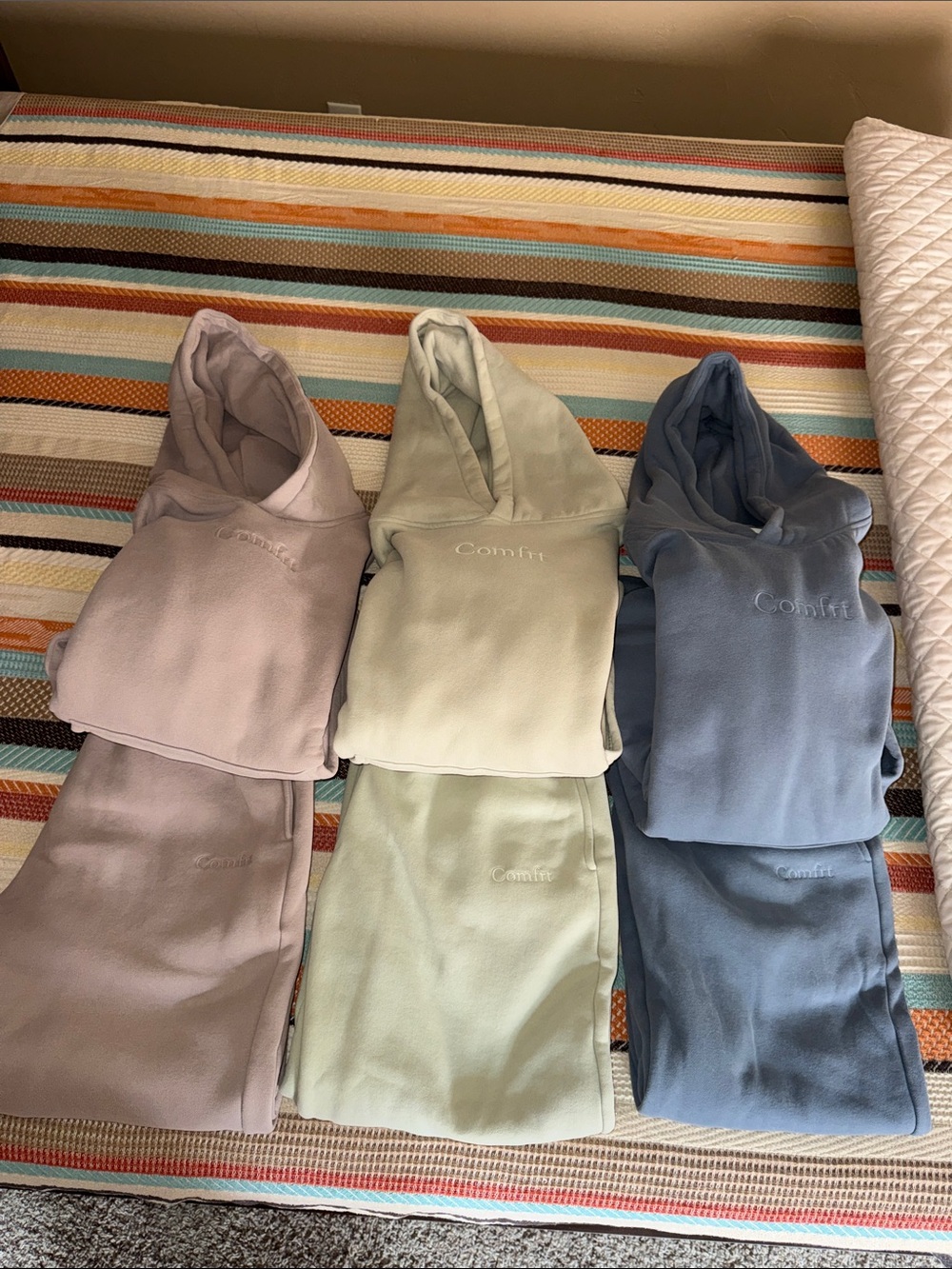 COMFRT! LOT OF 3 SETS•COMFRT SIGNATURE SWEATPANTS & HOODIES•BARK, MATCHA, SKY - Picture 1 of 7